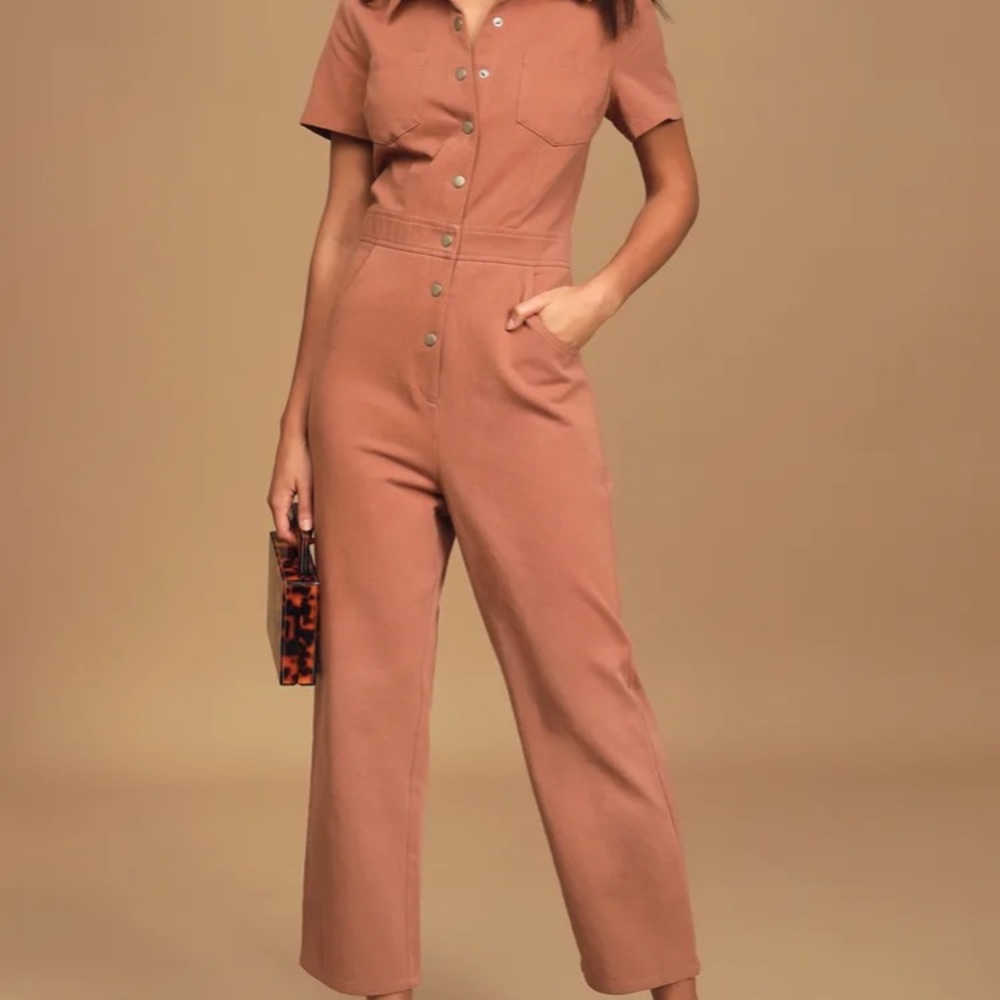 Lulu’s utility denim jumpsuit